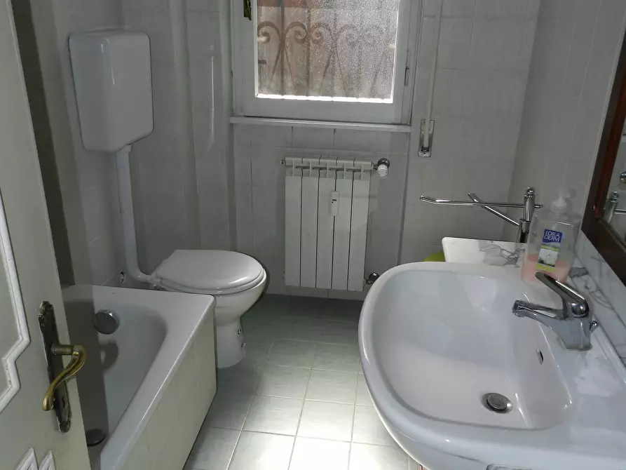 Immagine 11 di Stanza singola in affitto  in Via Dino Frescobaldi 49 a Roma