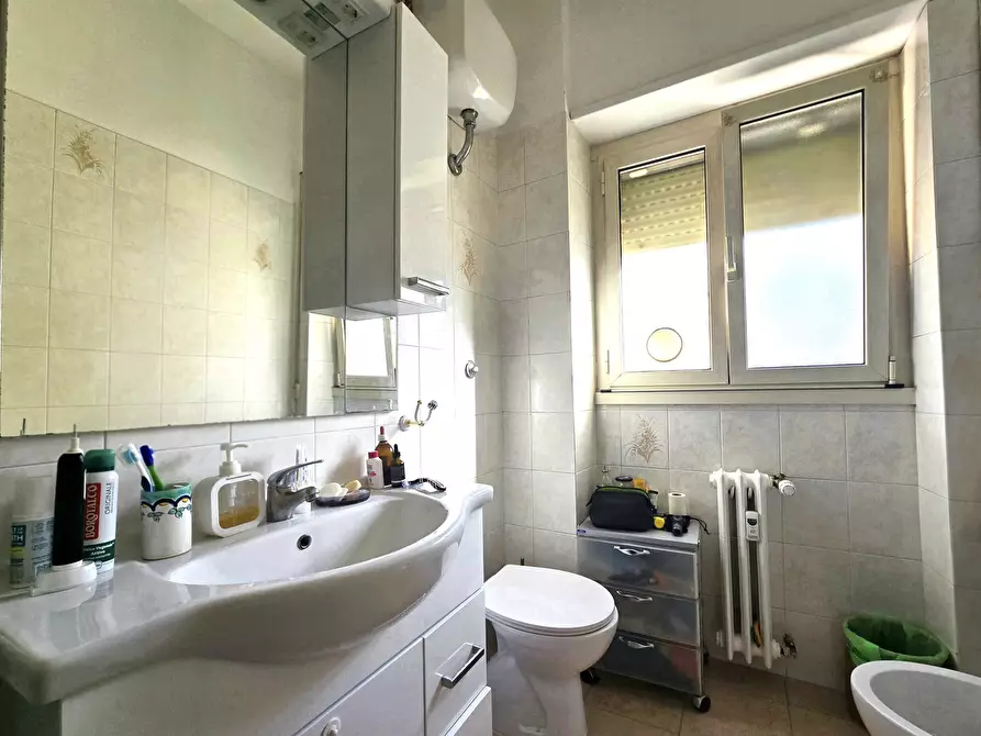 Immagine 18 di Trilocale in affitto  in Via Montasio 41 a Roma