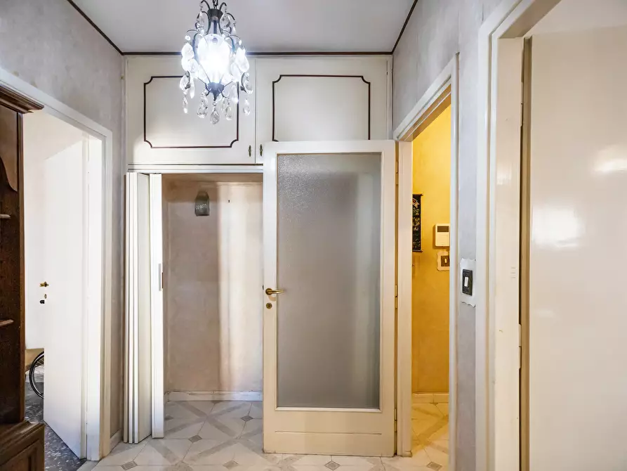 Immagine 25 di Bilocale in vendita  in Via Tiburtina 602 a Roma