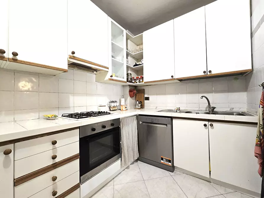 Immagine 14 di Stanza singola in affitto  in Via della Giustiniana 220 a Roma