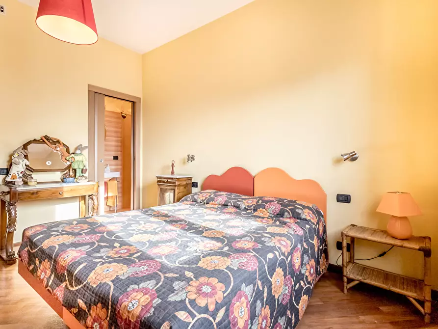 Immagine 20 di Trilocale in vendita  in Viale Capitan Casella 34 a Roma