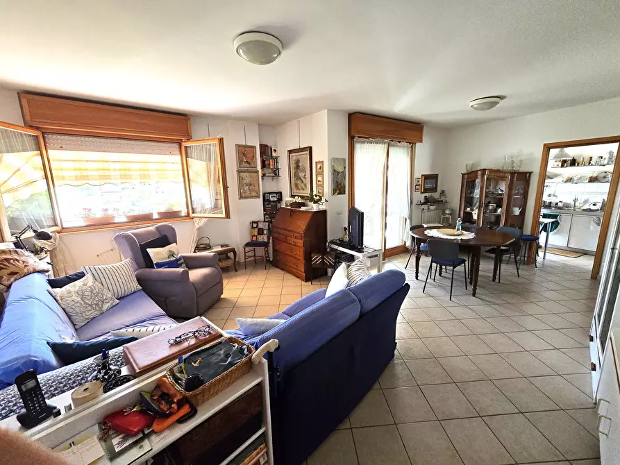 Immagine 4 di Trilocale in vendita  in VIA ROSARIO LIVATINO 3 a Nettuno