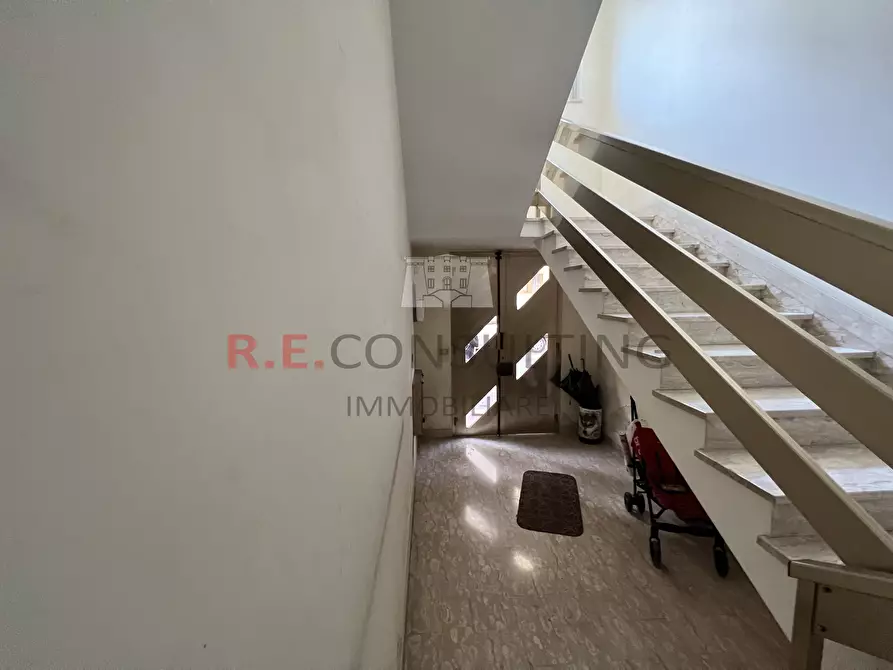 Immagine 3 di Pentalocale in vendita  in Via Pescara 61 a Grottaglie