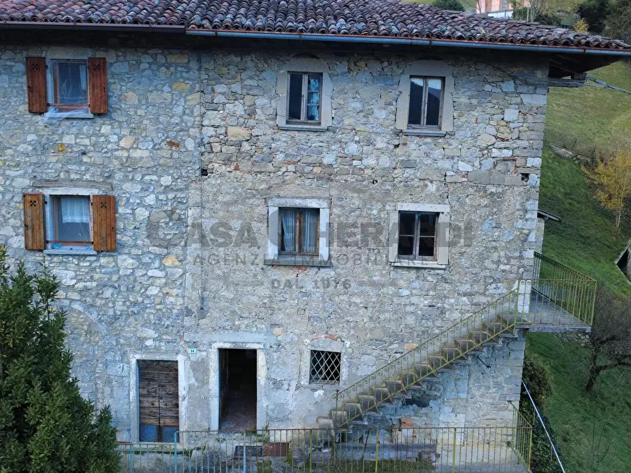 Immagine 6 di Rustico / casale in vendita  a Val Brembilla