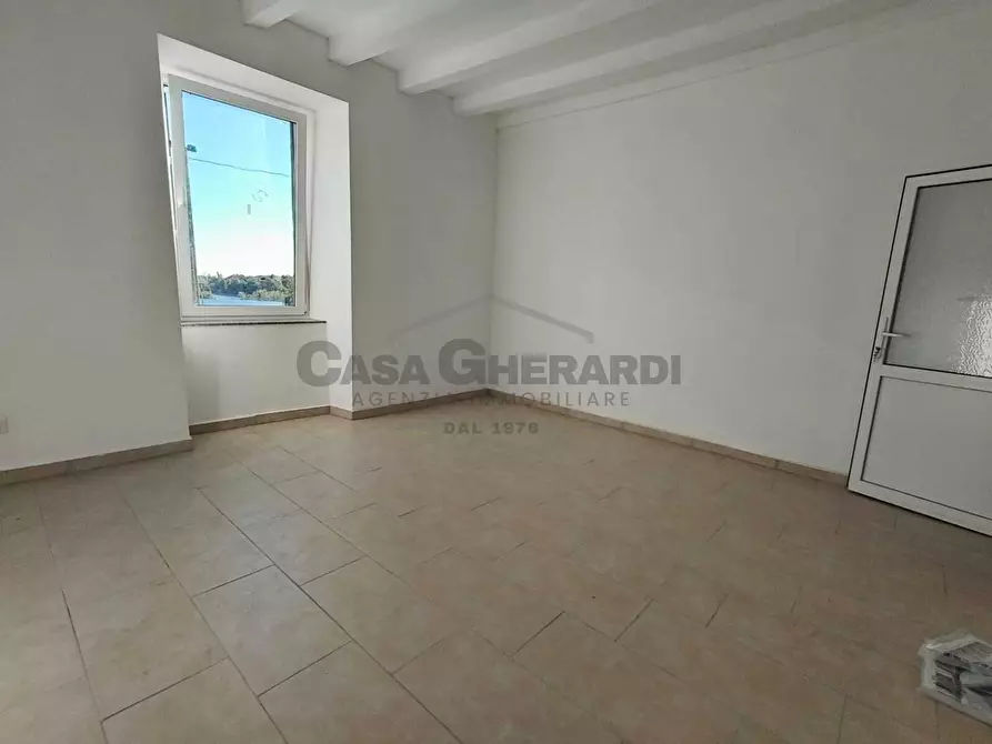 Immagine 11 di Bilocale in vendita  in Via Vittorio Emanuele II a Ponte San Pietro