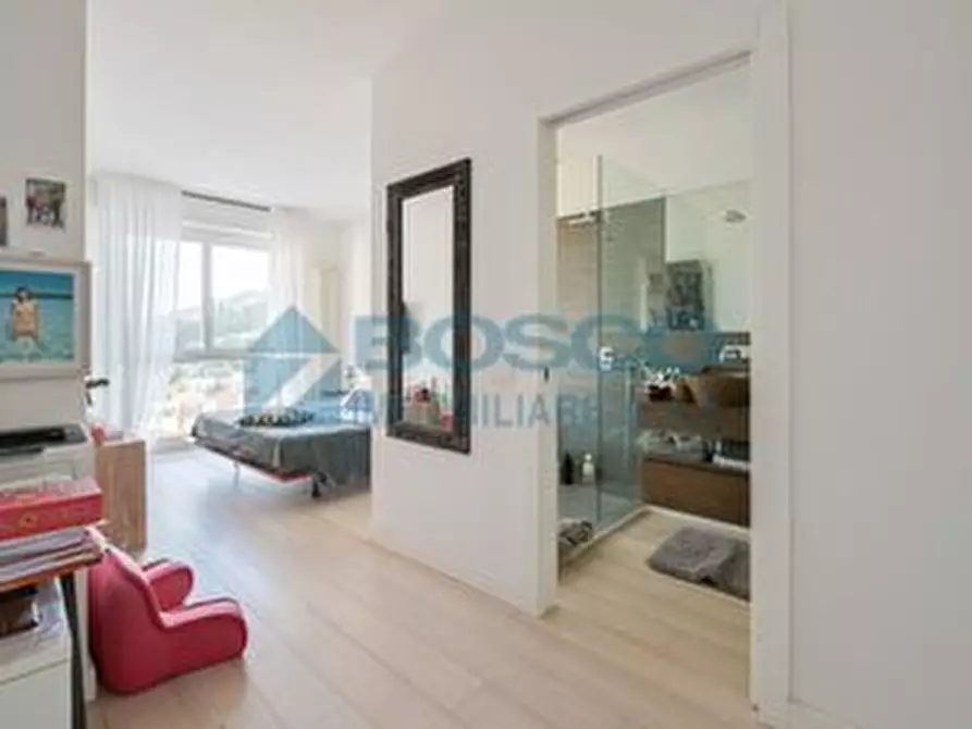 Immagine 52 di Pentalocale in vendita  in Costa di Murlo a La Spezia