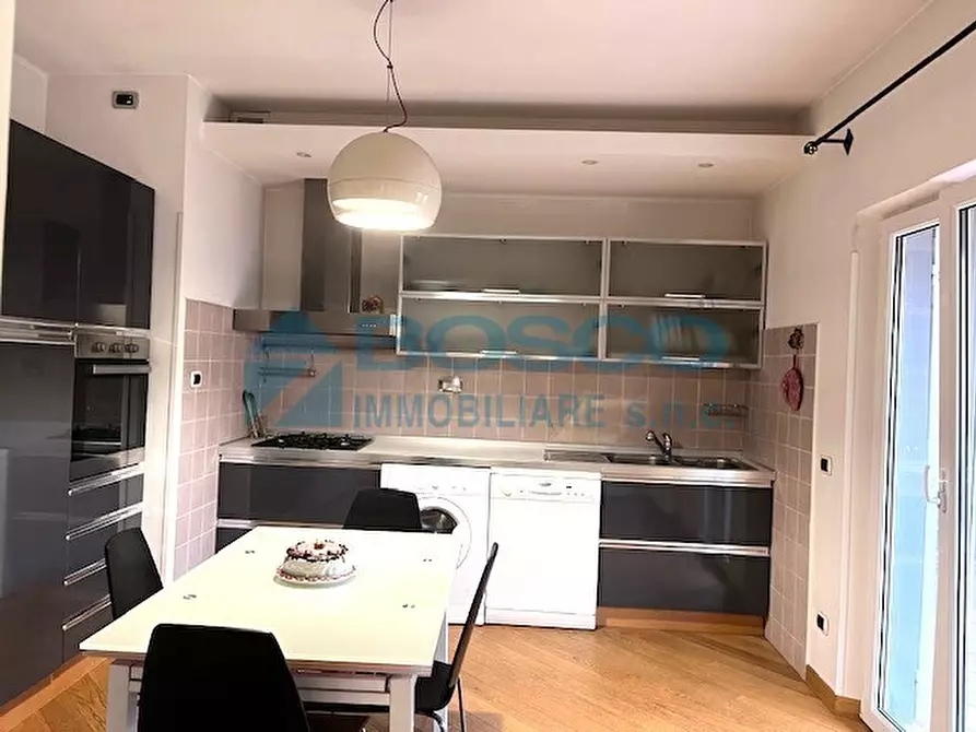 Immagine 15 di Pentalocale in vendita  in Via delle Ginestre a La Spezia