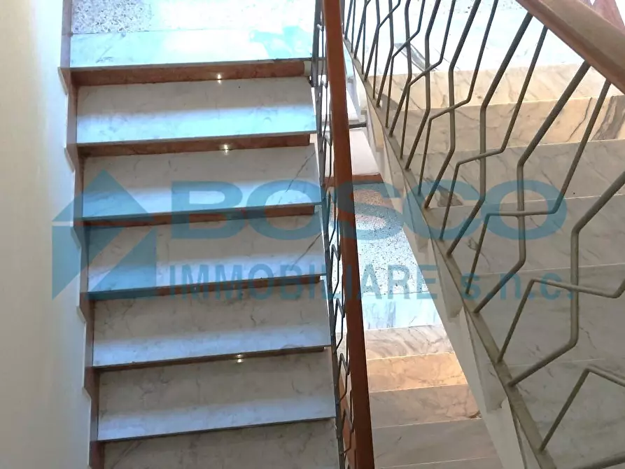 Immagine 11 di Quadrilocale in vendita  in Via Giacomo Puccini 10 a La Spezia