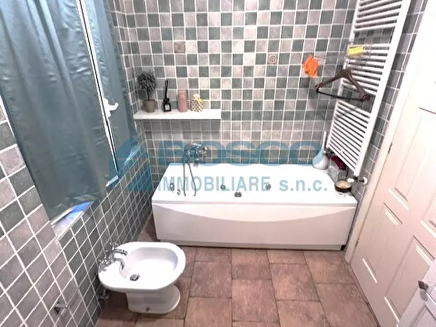 Immagine 6 di Casa bifamiliare in vendita  in Via XX Gennaio 1945 a La Spezia