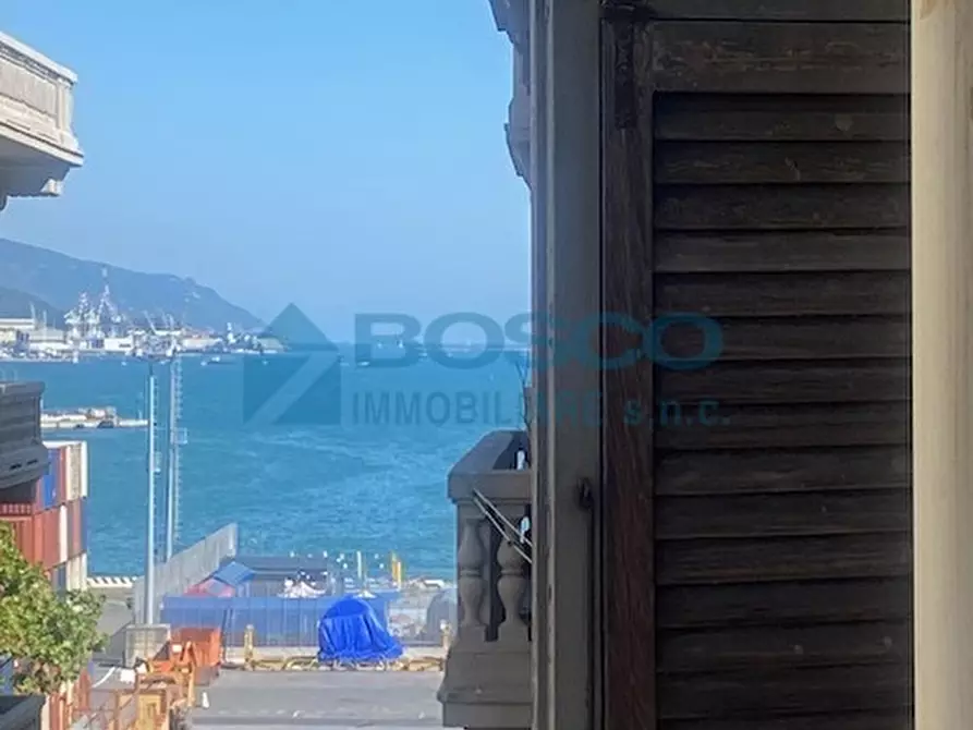 Immagine 21 di Pentalocale in vendita  in Viale Italia 25 a La Spezia