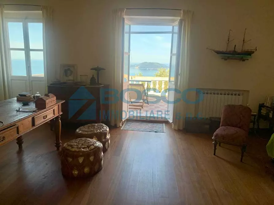 Immagine 26 di Villa in vendita  in La Serra a Lerici