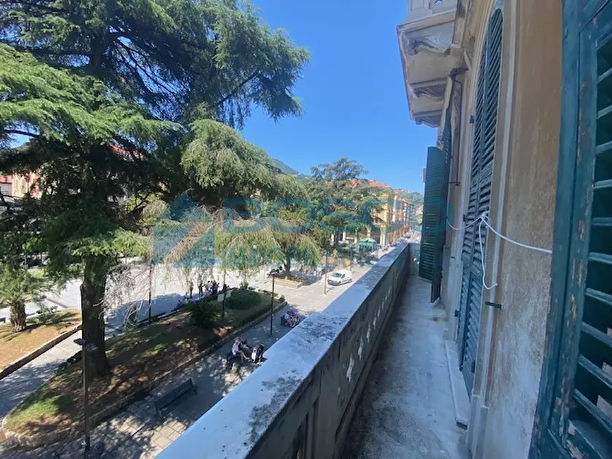 Immagine 24 di Pentalocale in vendita  in Piazza Benedetto Brin 5 a La Spezia