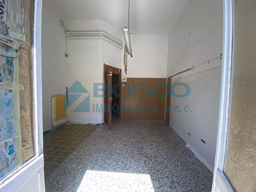 Immagine 15 di Pentalocale in vendita  in Piazza Benedetto Brin 5 a La Spezia