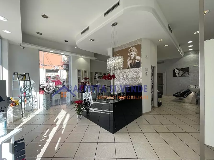 Immagine 1 di Locale commerciale in vendita  in Viale Tica 97 a Siracusa