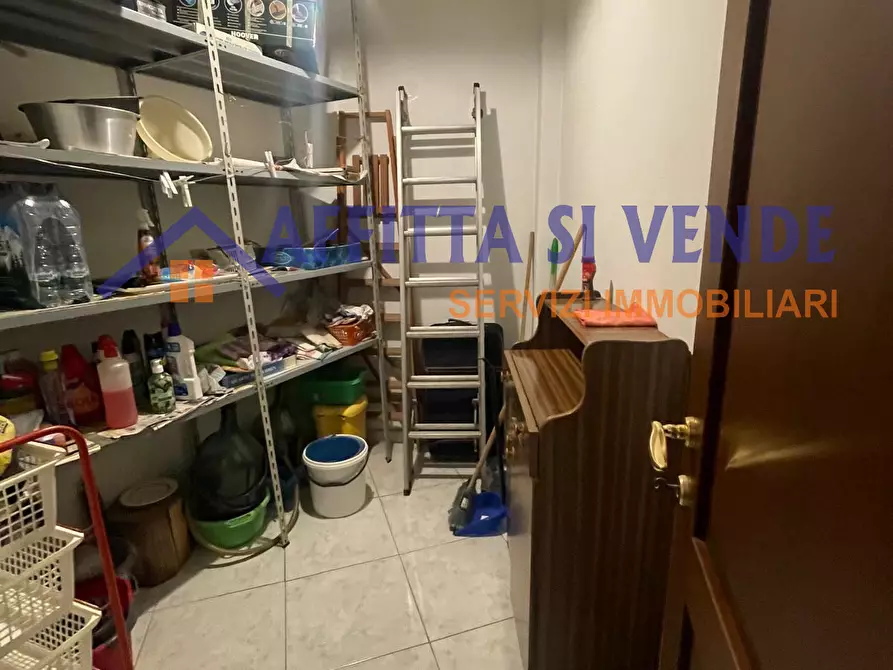 Immagine 18 di Pentalocale in affitto  in Via Sebastiano Olivieri 31 a Siracusa