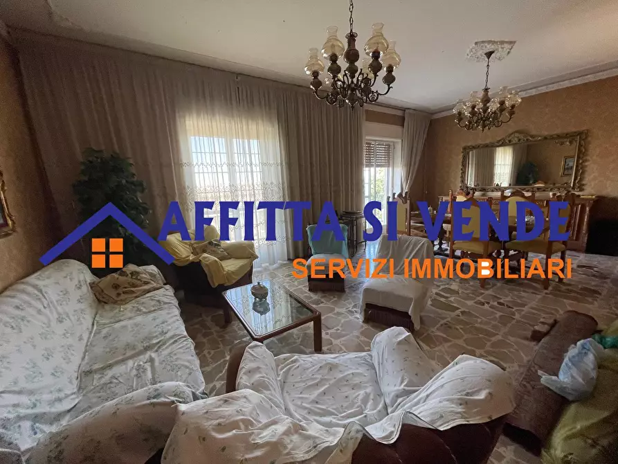 Immagine 4 di Pentalocale in vendita  in Viale dei Comuni 75 a Siracusa
