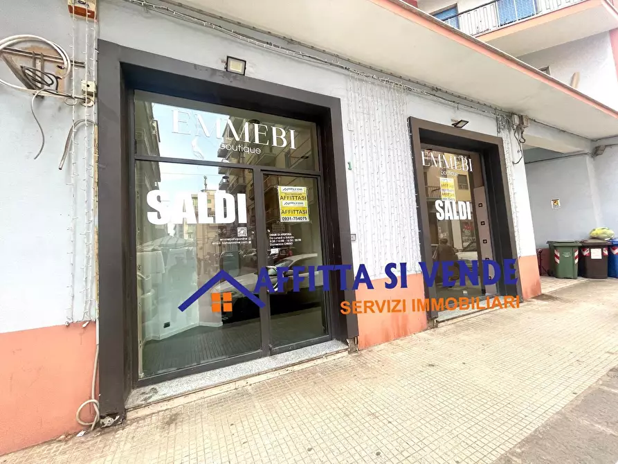 Immagine 1 di Locale commerciale in affitto  in Via Oglio 1 a Siracusa