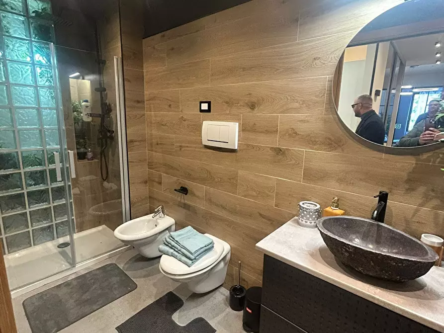 Immagine 8 di Bilocale in vendita  a Pescara