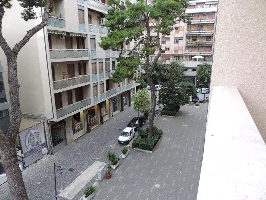 Immagine 1 di Trilocale in vendita  in Via Liguria a Pescara
