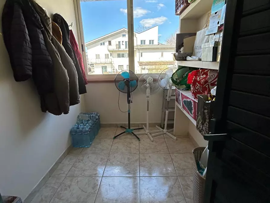 Immagine 15 di Casa trifamiliare in vendita  a Pescara