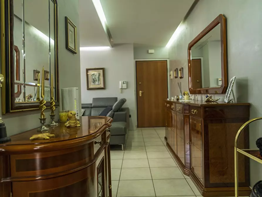 Immagine 11 di Trilocale in vendita  a Pescara