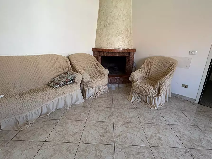 Immagine 12 di Casa trifamiliare in vendita  a Pescara