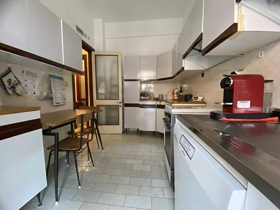 Immagine 10 di Trilocale in affitto  a Santa Margherita Ligure