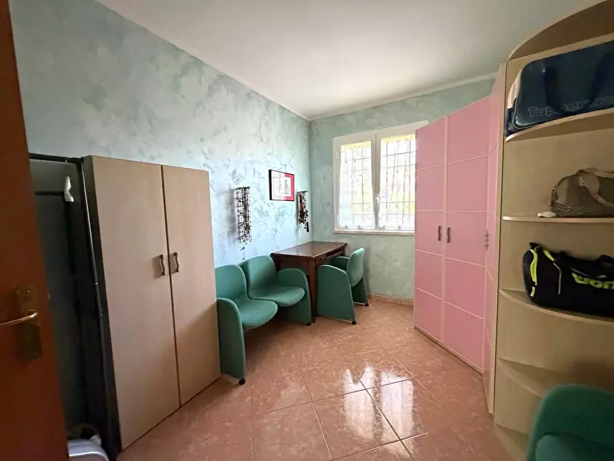 Immagine 19 di Villa in vendita  a Castelnuovo Di Porto