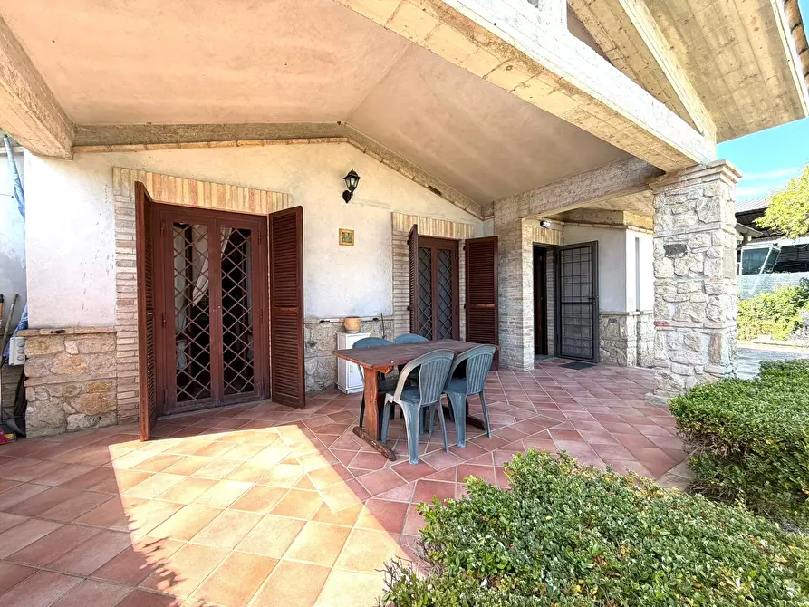Immagine 39 di Casa indipendente in vendita  a Fiano Romano