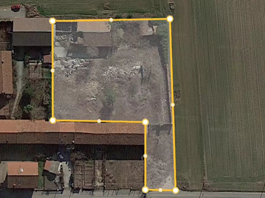 Immagine 6 di Terreno agricolo in vendita  in Via Pastrengo 21 a La Loggia