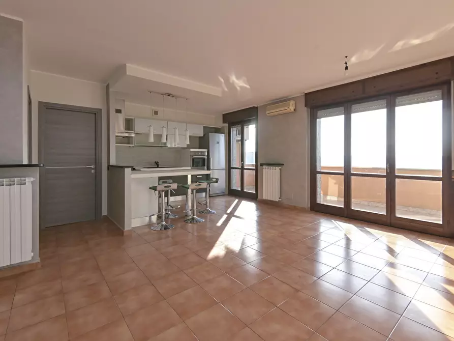 Immagine 10 di Quadrilocale in affitto  in Via Pietro Cossa 293/40 a Torino