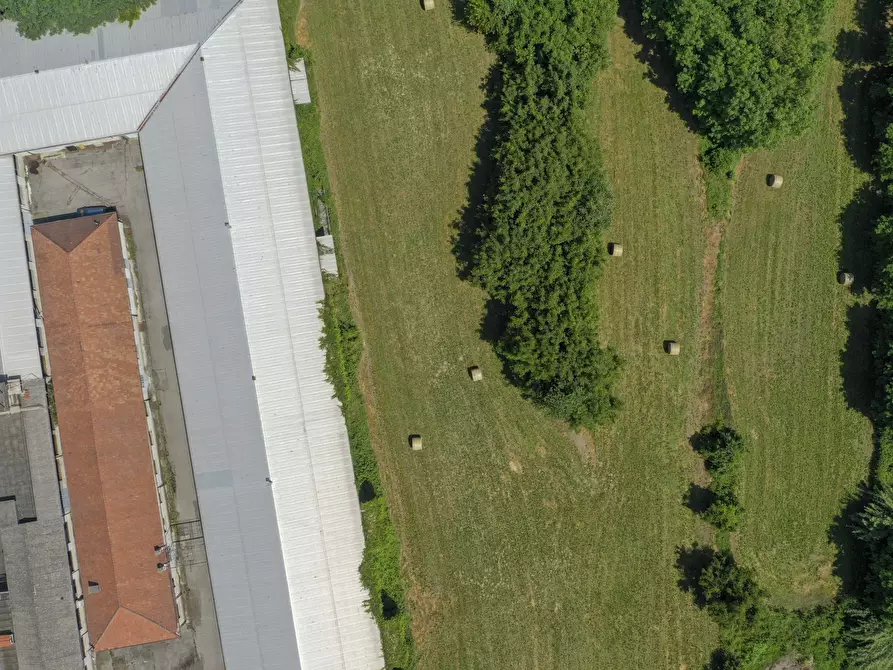 Immagine 56 di Villa in vendita  in via IV Novembre 22 a Strambino