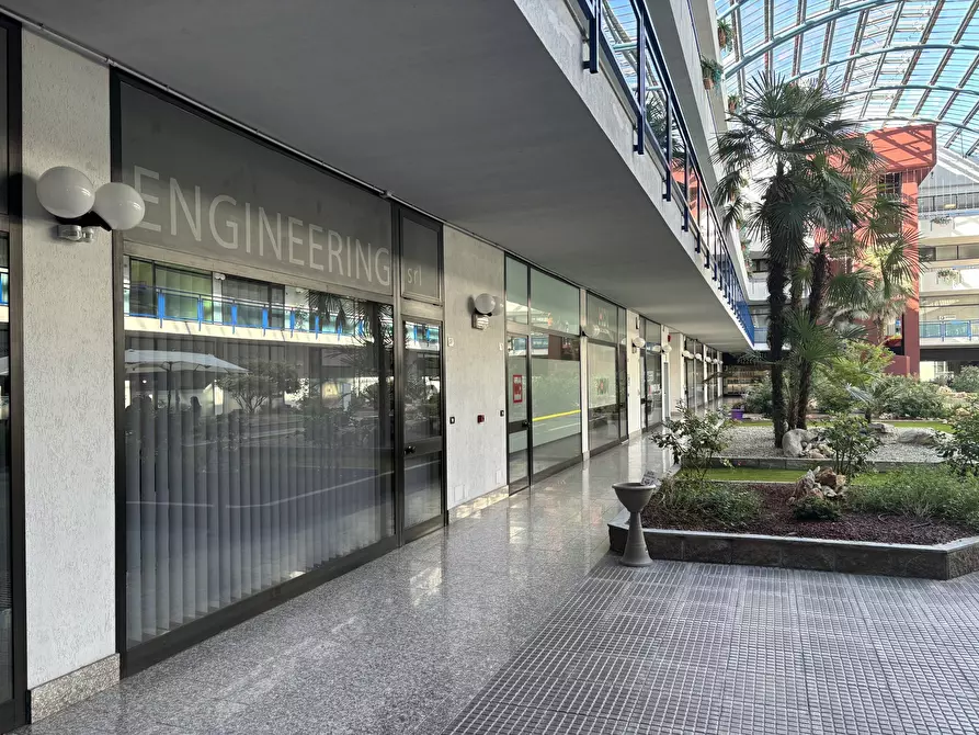 Immagine 9 di Ufficio in vendita  in Strada Torino 43/45 a Orbassano
