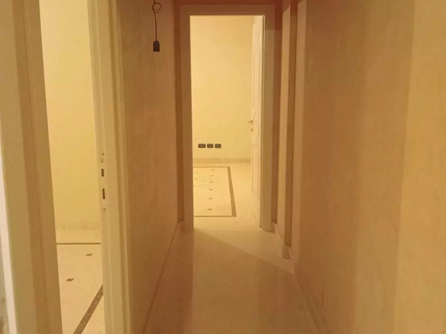 Immagine 64 di Pentalocale in vendita  in Strada Milius - Ronsaglia 14 a Moncalieri