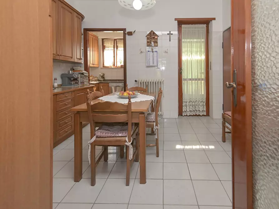Immagine 22 di Casa bifamiliare in vendita  in Via Settimo 80 a Leini