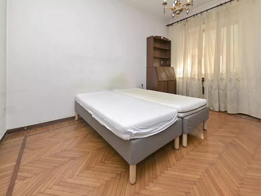 Immagine 31 di Quadrilocale in vendita  in via Rosta 1 bis a Torino