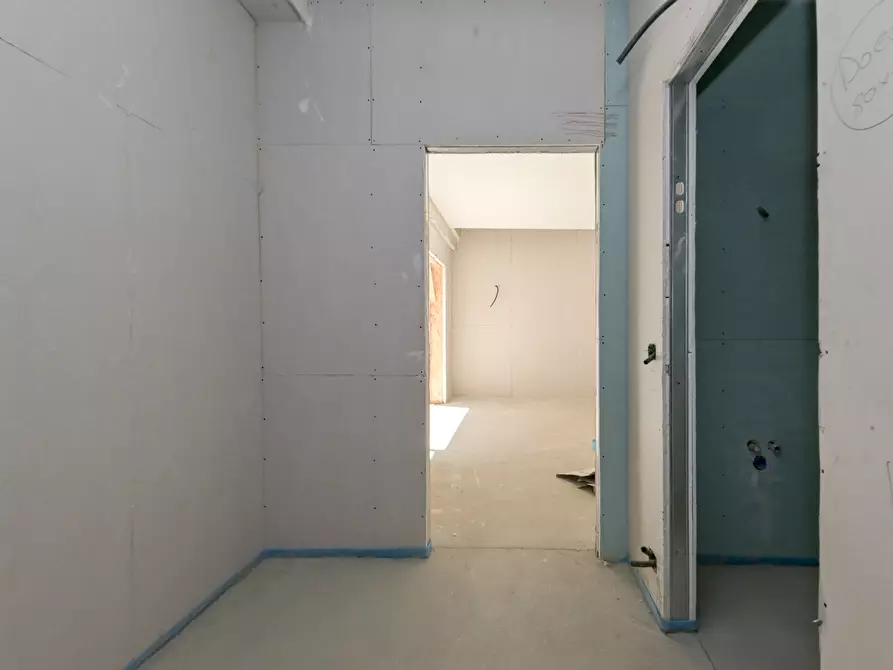 Immagine 7 di Loft/Open space in vendita  in Via Ugo Foscolo 6 a Torino