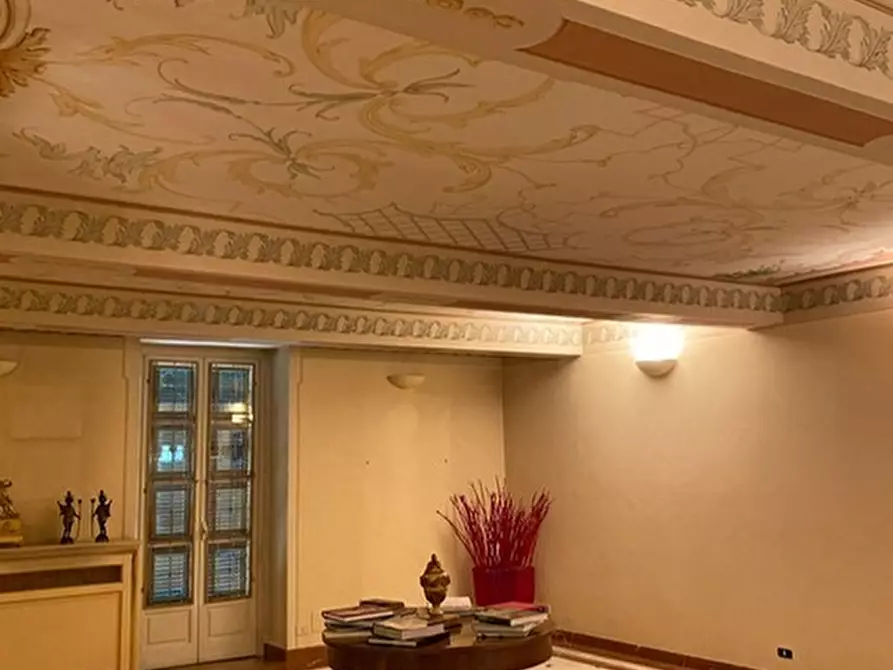 Immagine 36 di Villa in vendita  a Moncalieri