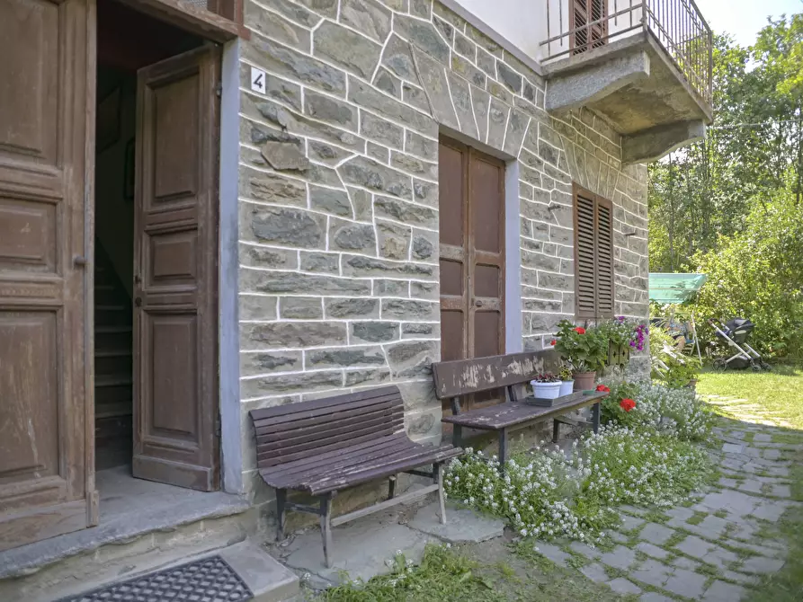 Immagine 46 di Quadrilocale in vendita  in via torino 4 a Lemie