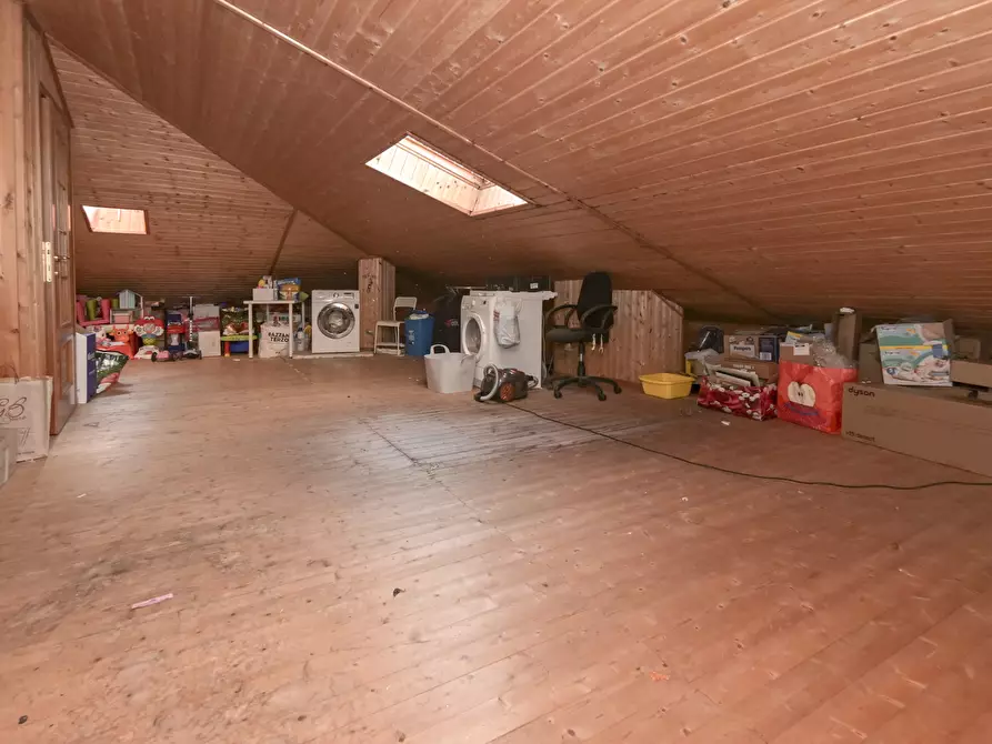 Immagine 43 di Quadrilocale in vendita  in Via Guido Gozzano 48 a Strambino