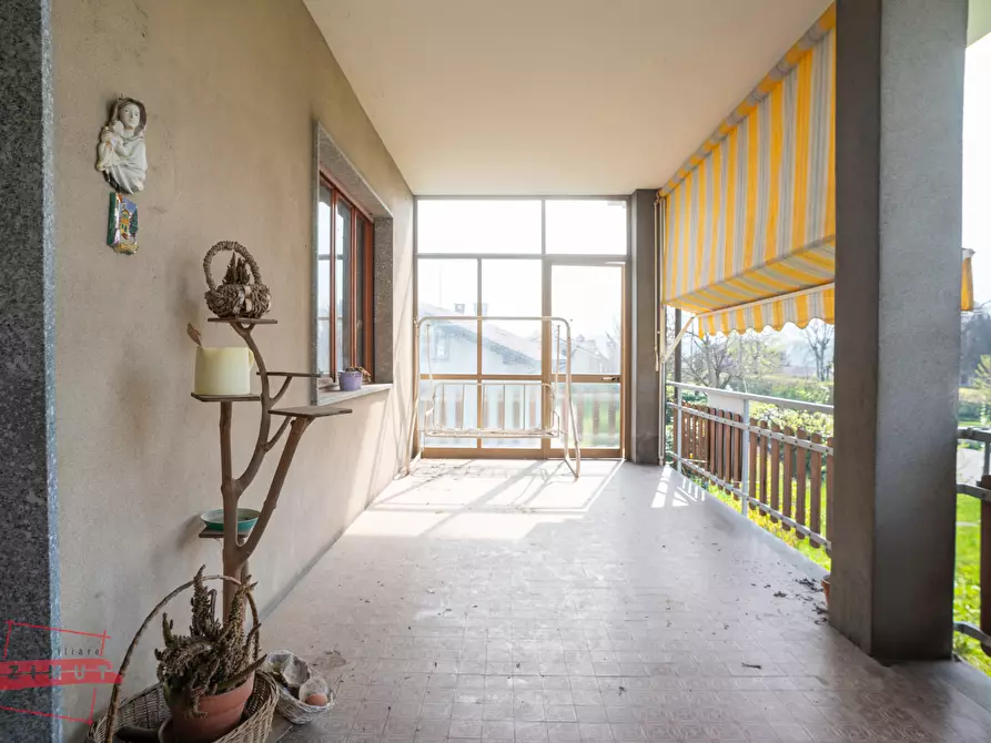 Immagine 8 di Villa in vendita  in via rossini 5 a San Damiano D'asti