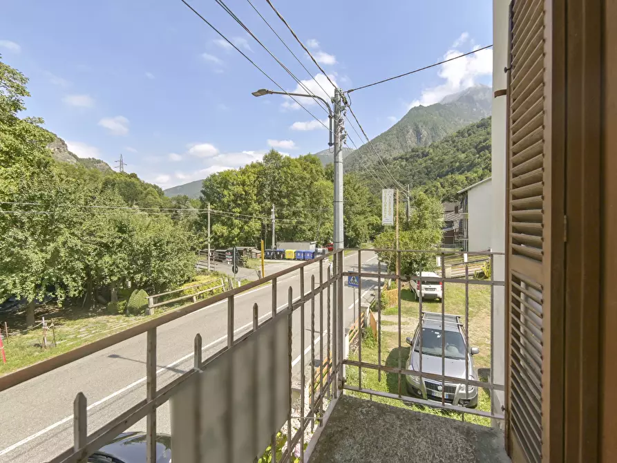 Immagine 16 di Quadrilocale in vendita  in via torino 4 a Lemie