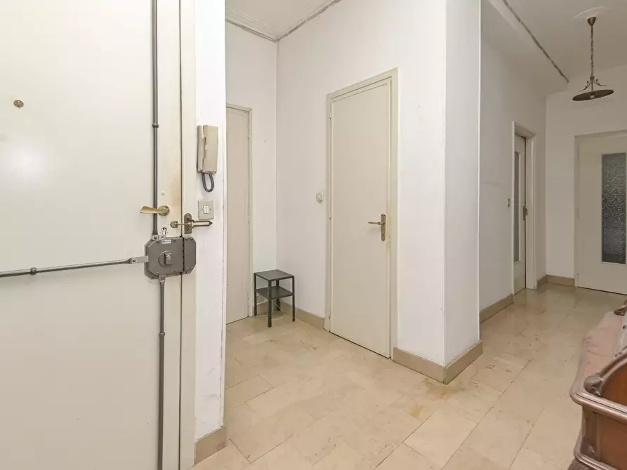 Immagine 6 di Quadrilocale in vendita  in via Rosta 1 bis a Torino