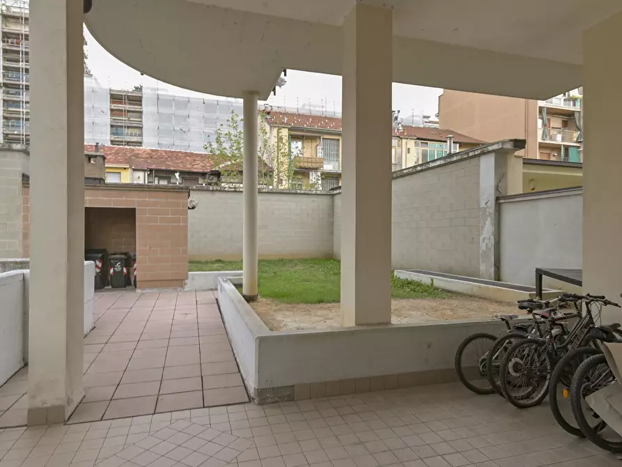 Immagine 4 di Trilocale in vendita  in Via Quarto dei Mille 5 a Torino