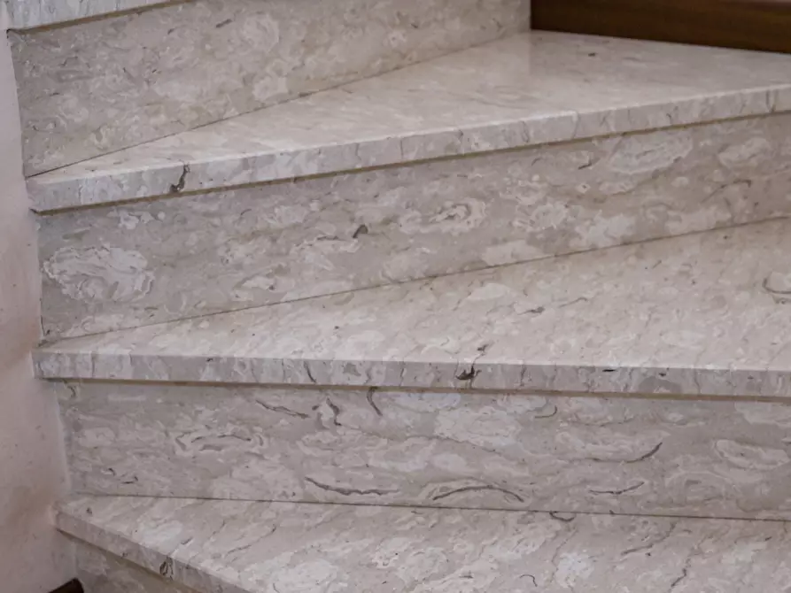 Immagine 61 di Porzione di casa in vendita  in via torino 132 a Lanzo Torinese