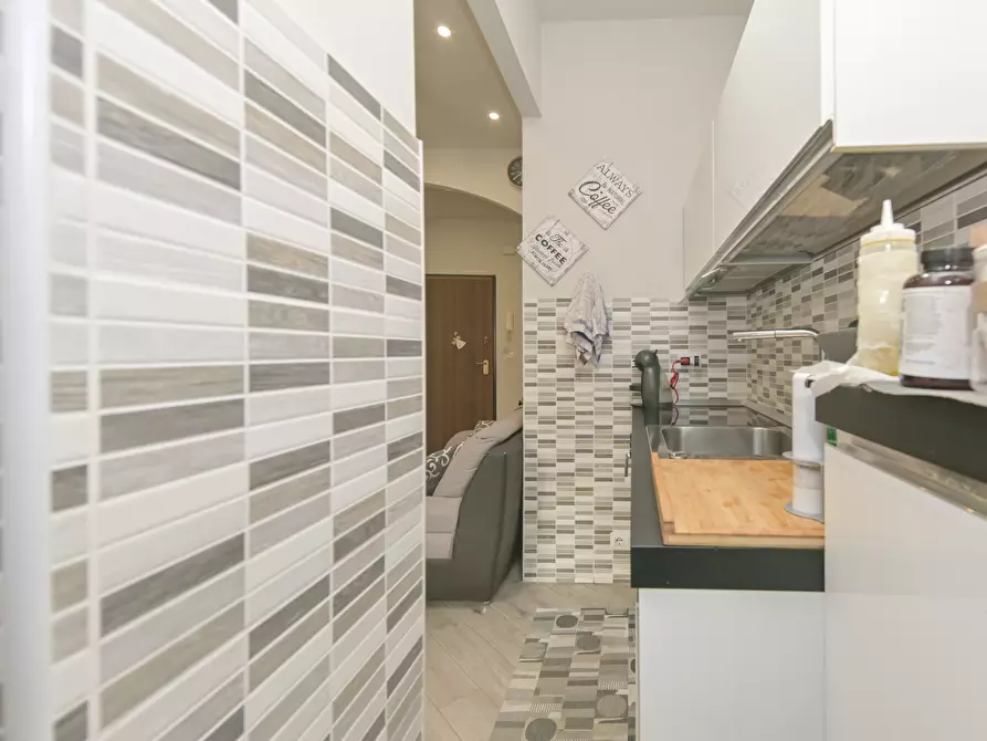 Immagine 22 di Bilocale in vendita  in via umberto giordano 8 a Nichelino