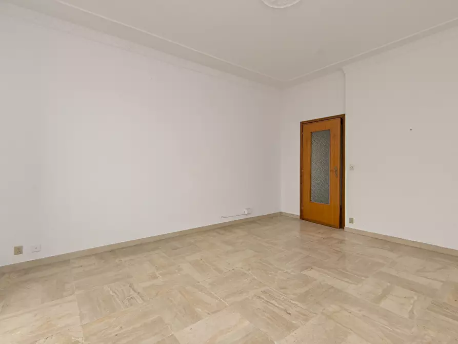 Immagine 30 di Appartamento in vendita  in via Giacosa 12 a Moncalieri