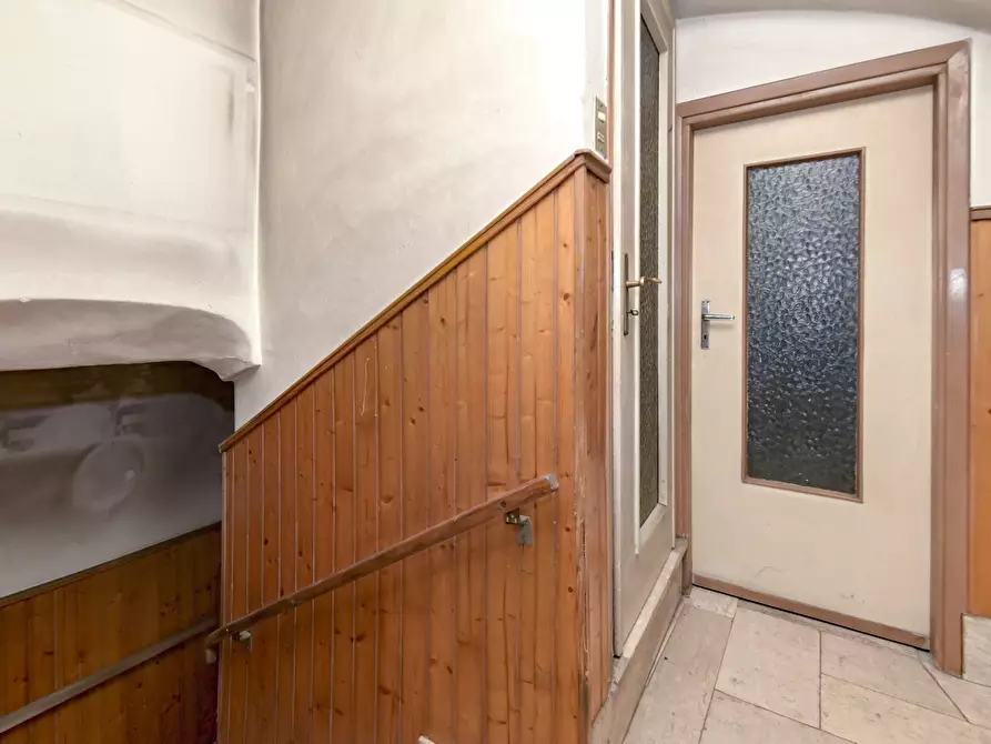 Immagine 25 di Porzione di casa in vendita  in via salvatore mura 18 a Front