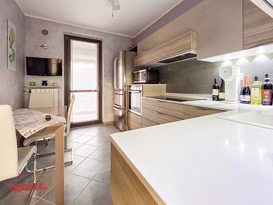 Immagine 9 di Quadrilocale in vendita  in viale fabrizio de andrè 49 a Grugliasco