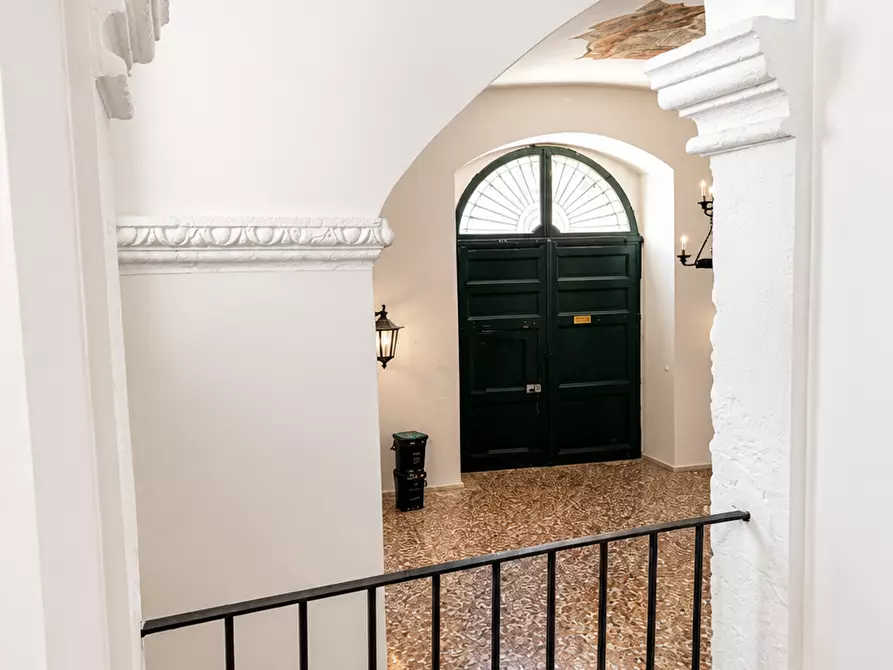 Immagine 9 di Trilocale in vendita  in Via Orazio Comes 38 a Monopoli